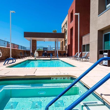 Fairfield By Marriott Inn & Suites Palm Desert Coachella Valley Exterior photo