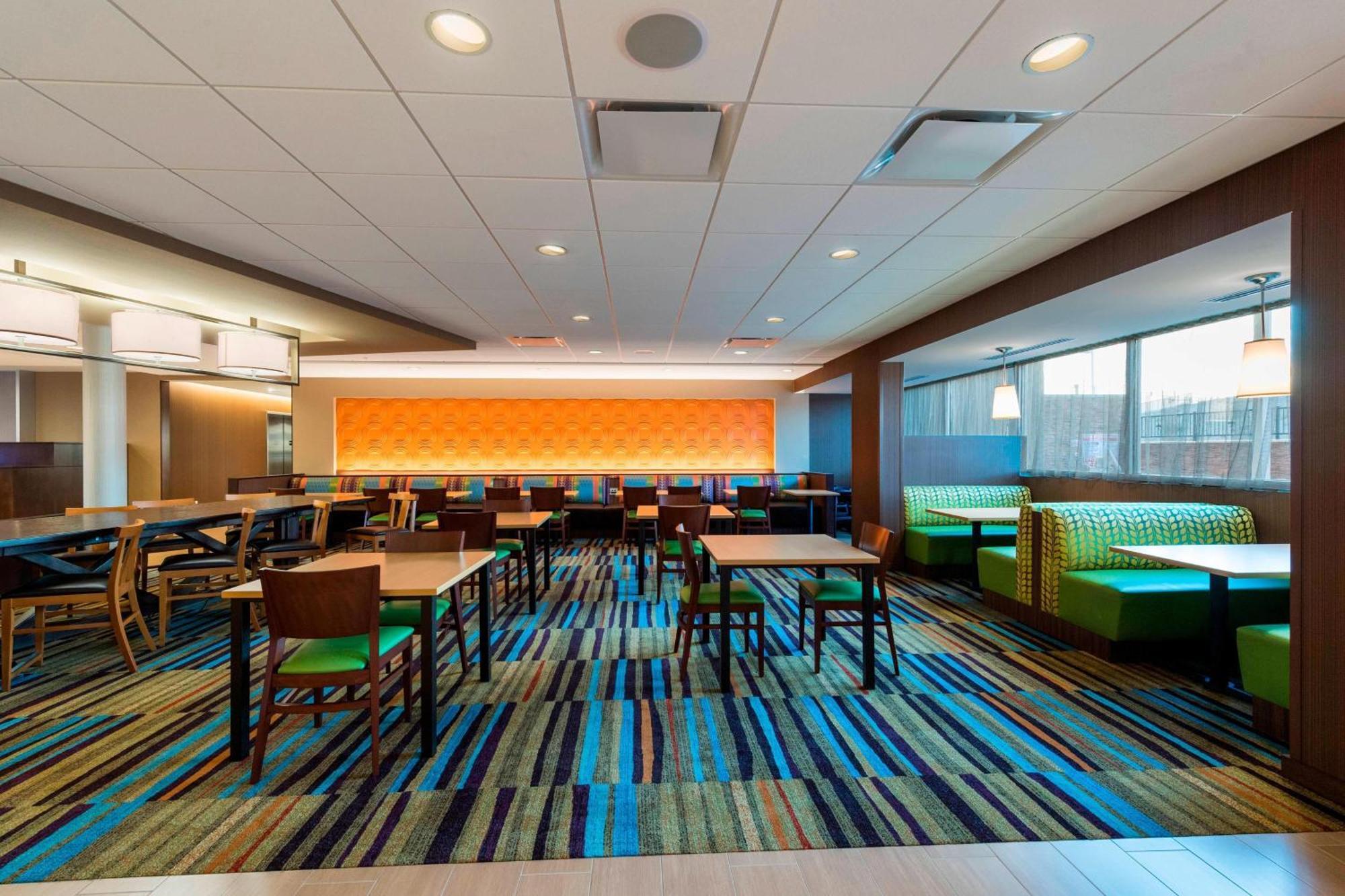 Fairfield By Marriott Inn & Suites Palm Desert Coachella Valley Exterior photo